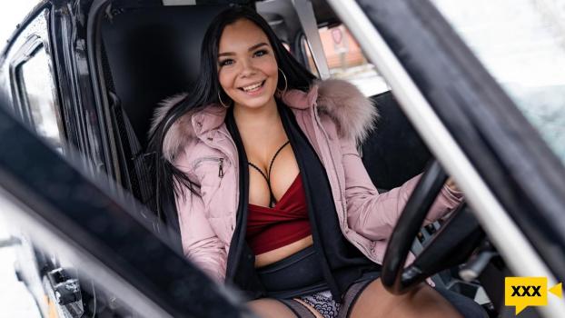 FemaleFakeTaxi 21 02 28 Sofia Lee – Anal Gaping on the Backseat